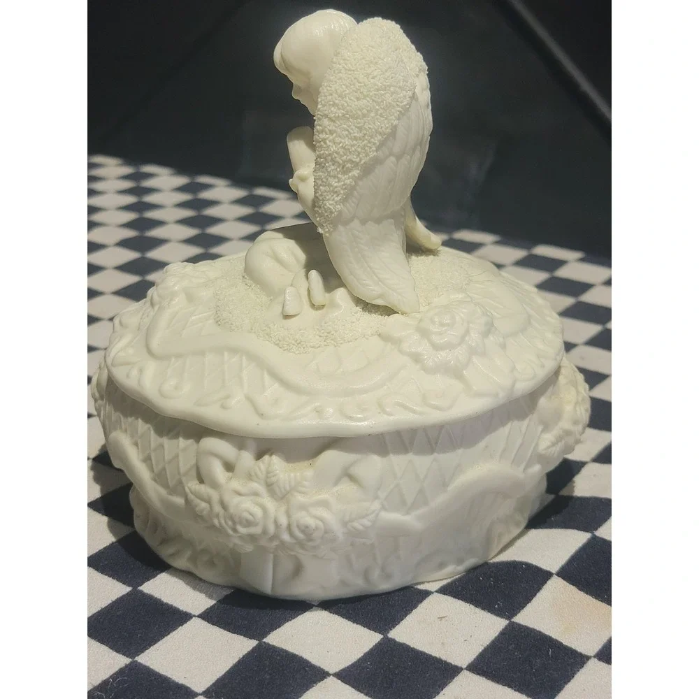 Ivory Ceramic Praying Angel Trinket Box Cherub Keepsake Dish Floral Decor 7